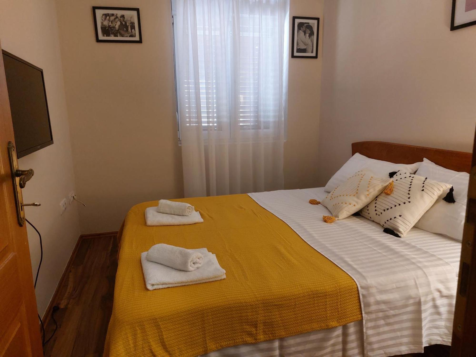 Hotel Apartman Sicilija Podgorica Exterior foto